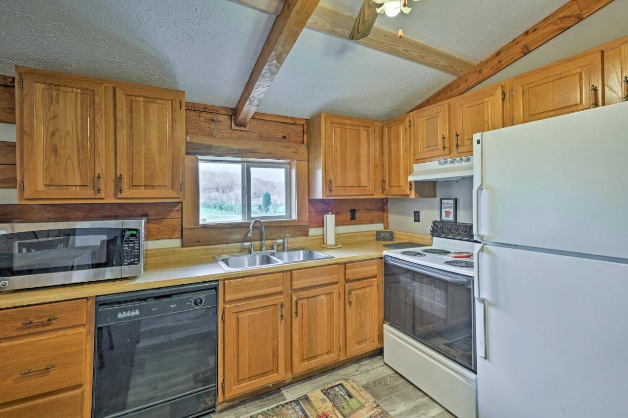 Rogersville Barn Apartment On 27 Acres With Pond! المظهر الخارجي الصورة